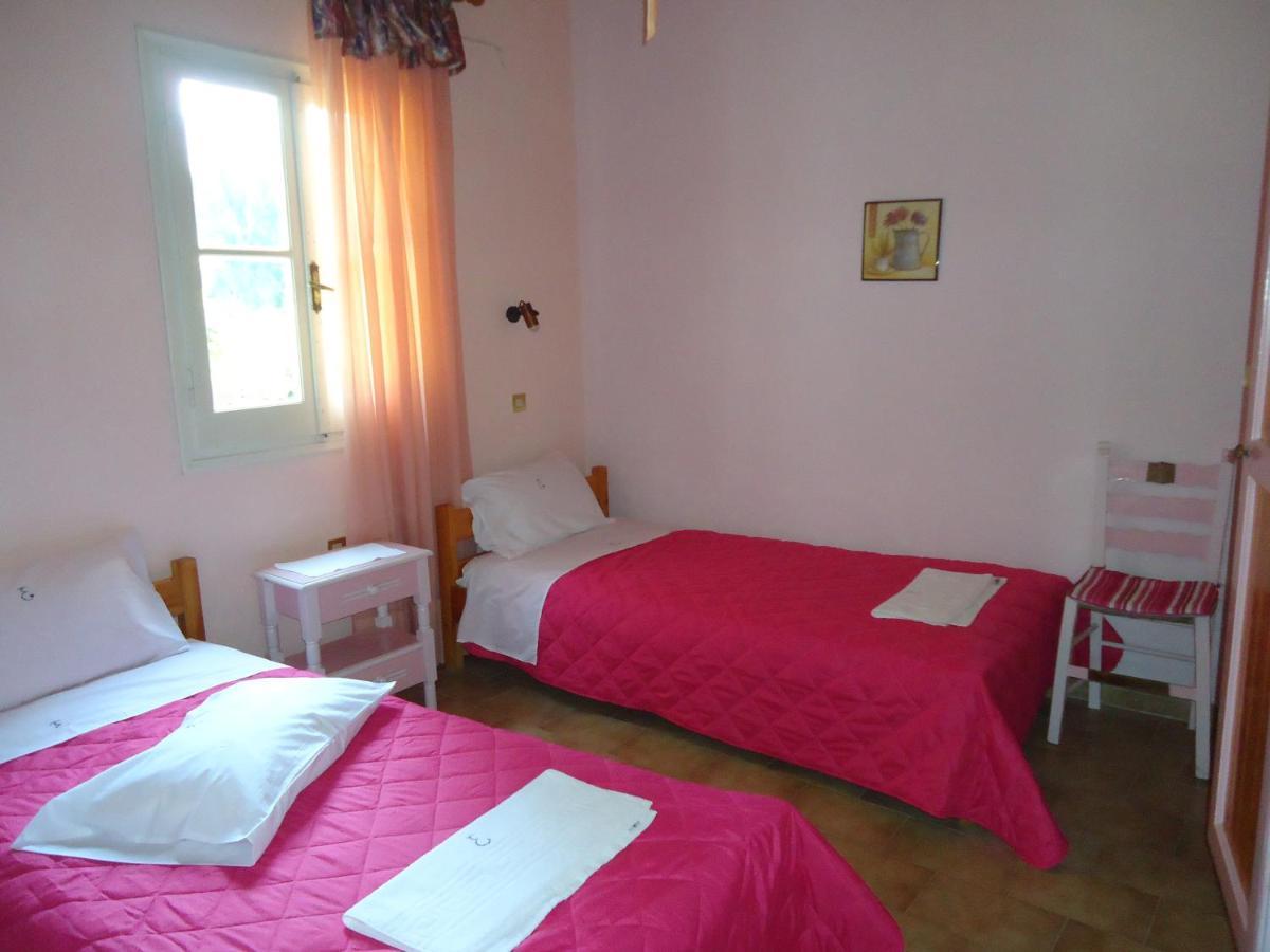 Errika Apartment Ipsos Bagian luar foto