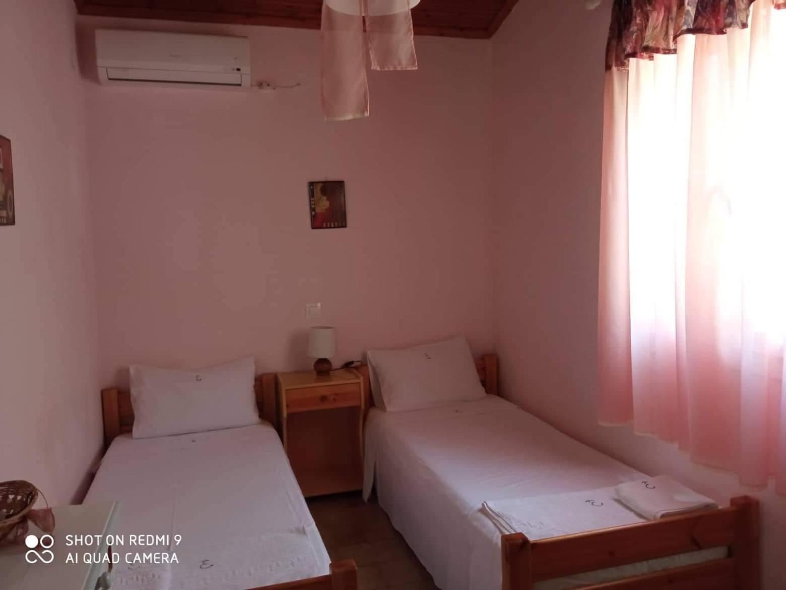 Errika Apartment Ipsos Bagian luar foto