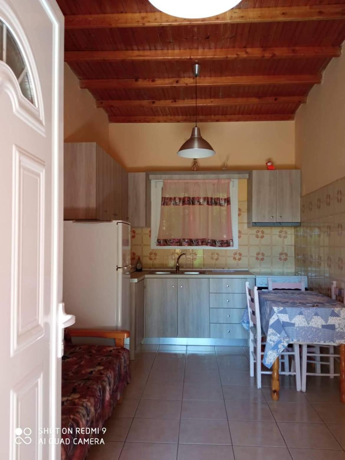 Errika Apartment Ipsos Bagian luar foto