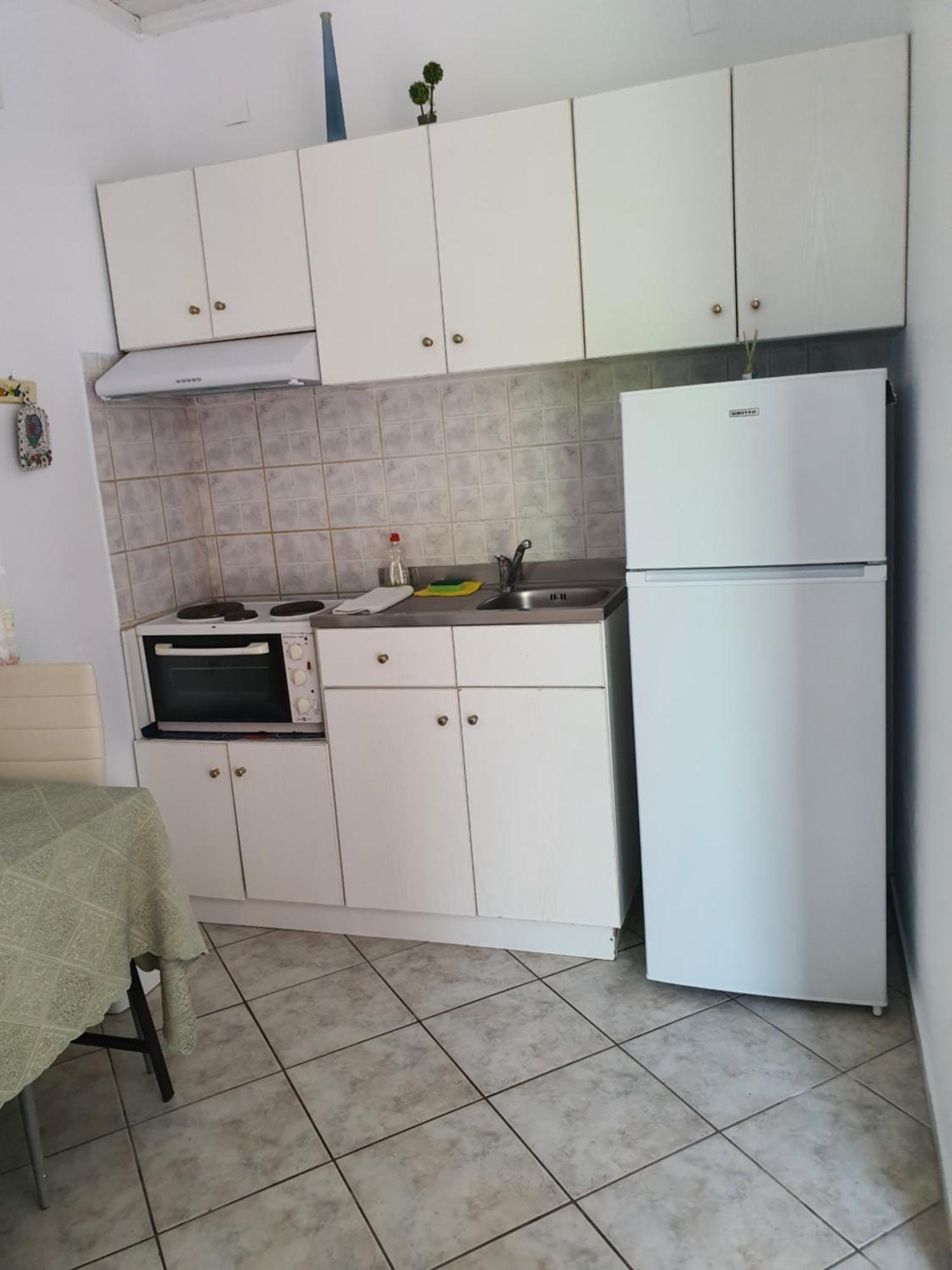 Errika Apartment Ipsos Bagian luar foto