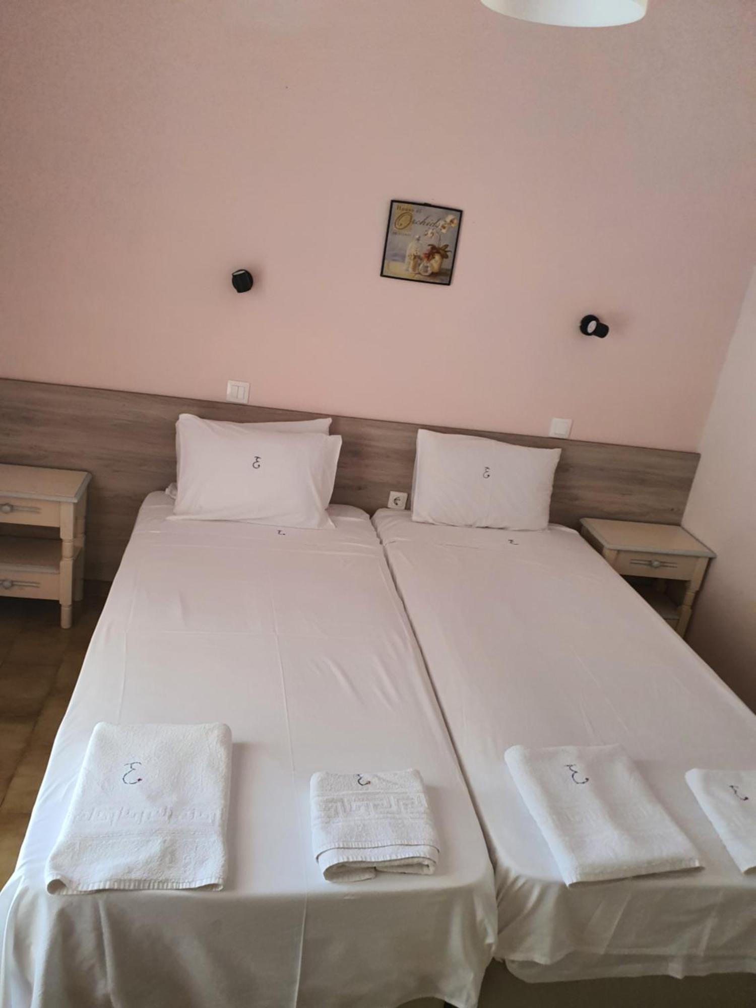 Errika Apartment Ipsos Bagian luar foto