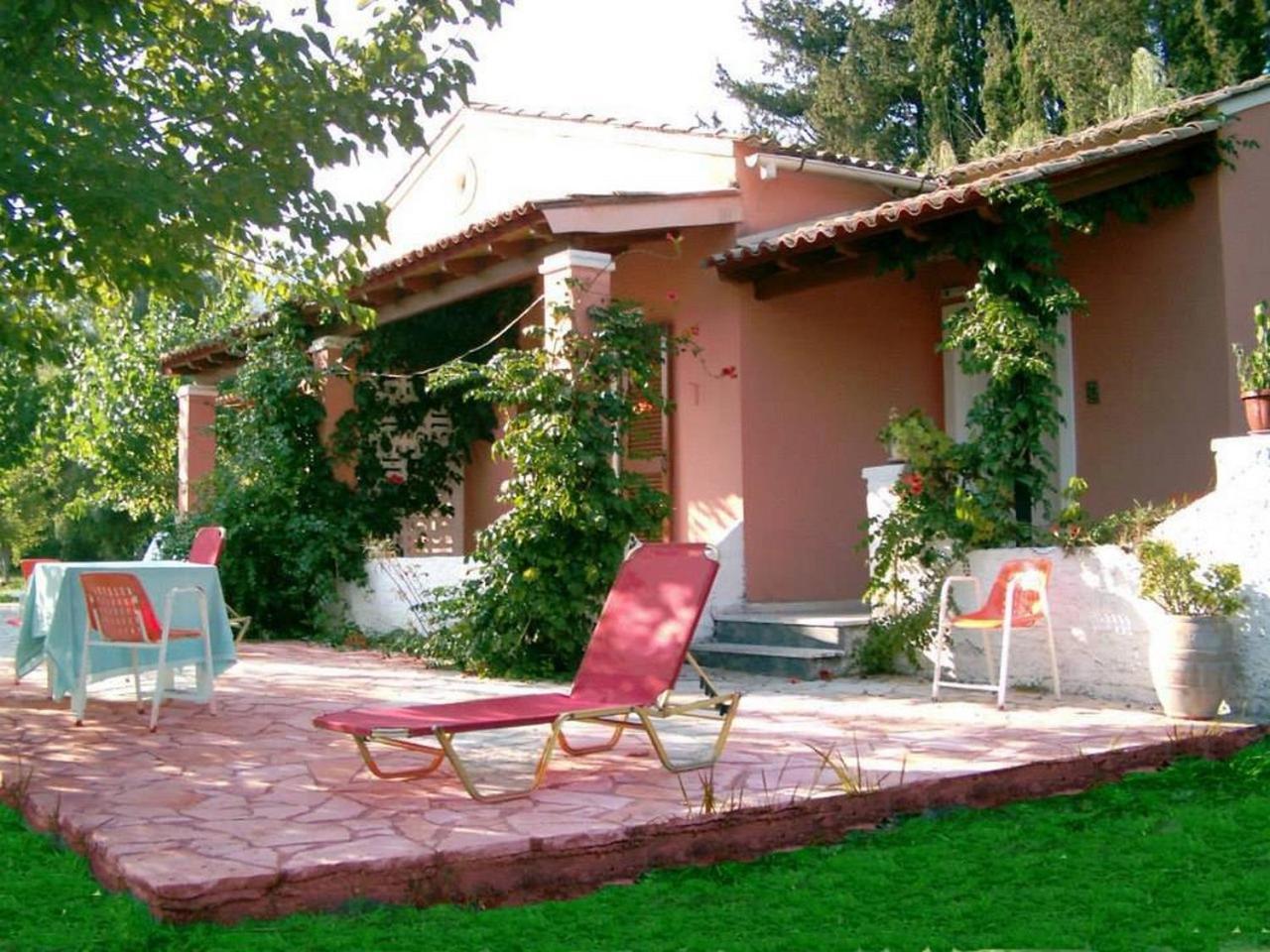Errika Apartment Ipsos Bagian luar foto