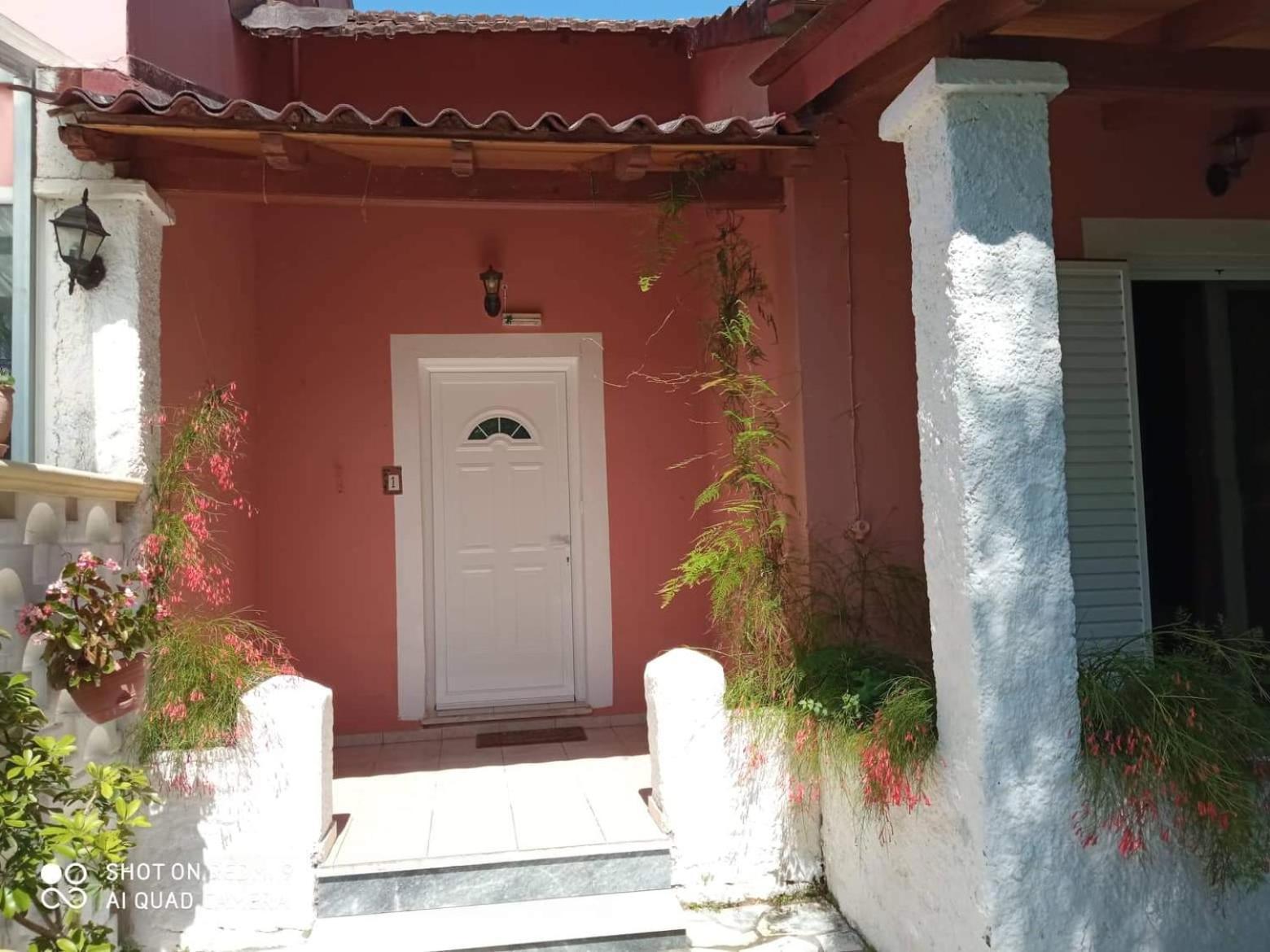 Errika Apartment Ipsos Ruang foto